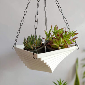TWISTER HANGING POT